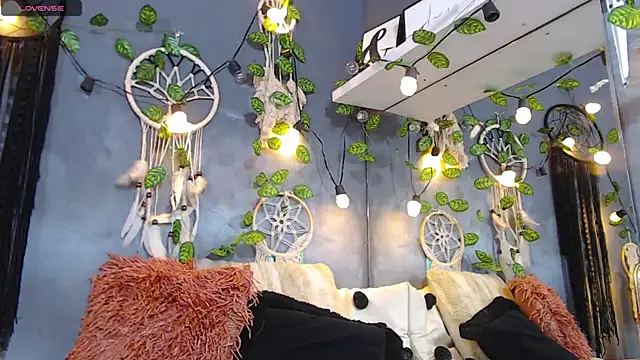 ItsVenuss online show from 29, 1, 2025