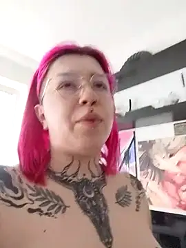 Snapshot of divine_eve chatting on 20, 3, 2025 divine eve online show from 20, 3, 2025