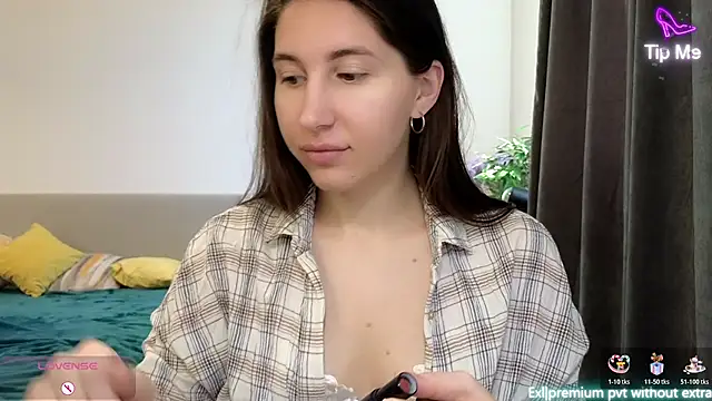 Snapshot of marrycolins chatting on 16, 1, 2026 marrycolins online show from 16, 1, 2026