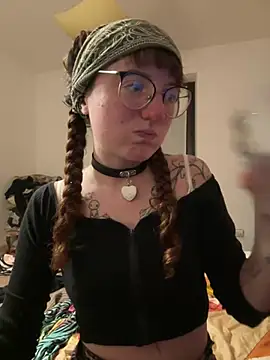  foxygirl  online show from 7, 2, 2025