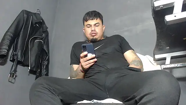 DickMasterfindom online show from 15, 3, 2025