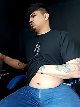 Snapshot of DickMasterfindom chatting on 12, 2, 2026 DickMasterfindom online show from 12, 2, 2026