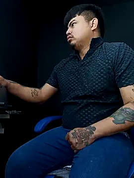 Snapshot of DickMasterfindom chatting on 13, 2, 2026 DickMasterfindom online show from 13, 2, 2026