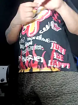 Snapshot of DickMasterfindom chatting on 4, 3, 2026 DickMasterfindom online show from 4, 3, 2026