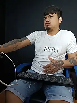 Snapshot of DickMasterfindom chatting on 20, 6, 2026 DickMasterfindom online show from 20, 6, 2026