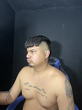 Snapshot of DickMasterfindom chatting on 25, 6, 2026 DickMasterfindom online show from 25, 6, 2026