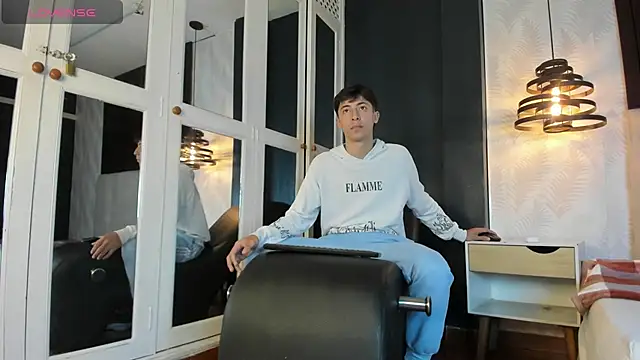 Snapshot of AlessandroDybala chatting on 20, 2, 2025 AlessandroDybala online show from 20, 2, 2025