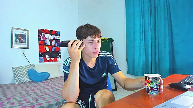 Snapshot of AlessandroDybala chatting on 29, 4, 2026 AlessandroDybala online show from 29, 4, 2026