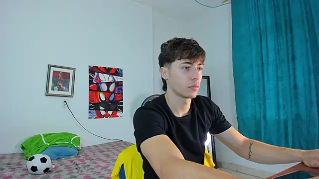 Snapshot of AlessandroDybala chatting on 16, 6, 2026 AlessandroDybala online show from 16, 6, 2026