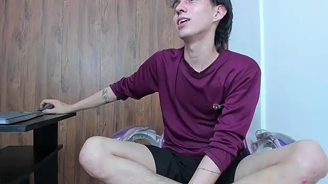 JeanRam18 online show from 8, 10, 2025