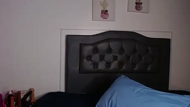 candy lux  online show from 27, 2, 2025