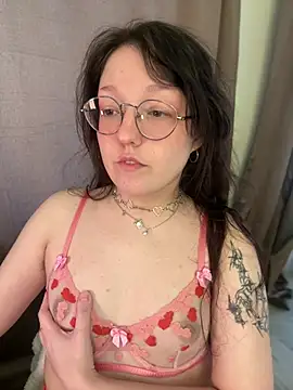 emigooflordXD online show from 20, 2, 2025