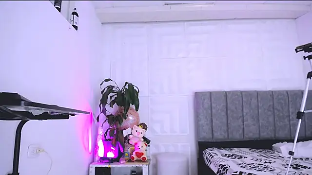 nataly red online show from 27, 2, 2025