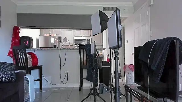 Snapshot of yiauana chatting on 13, 6, 2026 yiauana online show from 13, 6, 2026