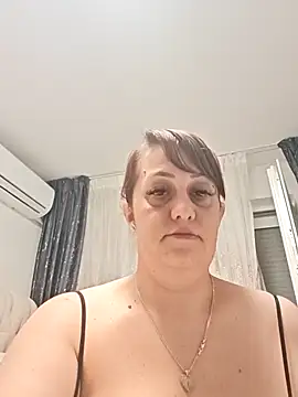 AvaLloyd online show from 29, 3, 2026