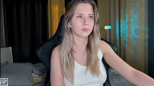 Ameliia castro online show from 8, 10, 2025