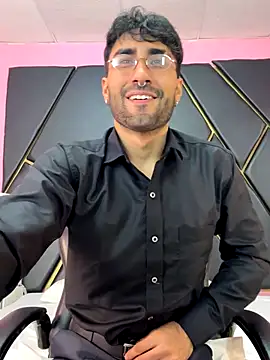 MilanZaire online show from 12, 10, 2025