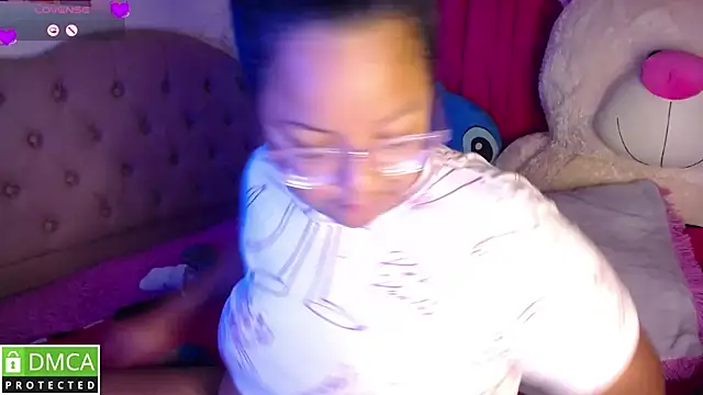 KittyHot20 online show from 10, 10, 2025