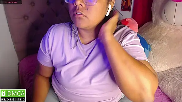 Snapshot of KittyHot20 chatting on 14, 12, 2025 KittyHot20 online show from 14, 12, 2025