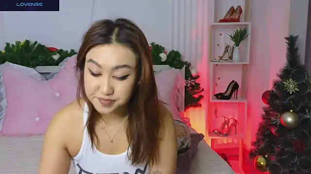 Diana Moon  online show from 23, 12, 2024