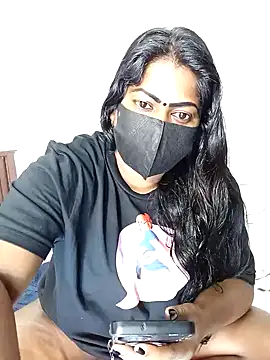 Snapshot of DISNI1997 chatting on 8, 1, 2025 DISNI1997 online show from 8, 1, 2025