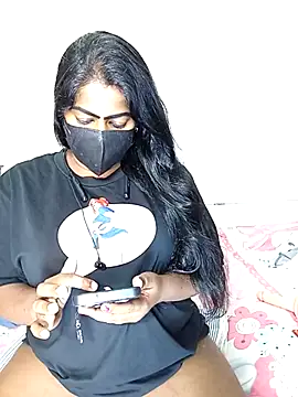 Snapshot of DISNI1997 chatting on 14, 2, 2025 DISNI1997 online show from 14, 2, 2025