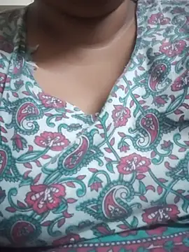 Snapshot of Krishporn chatting on 4, 11, 2025 Krishporn online show from 4, 11, 2025