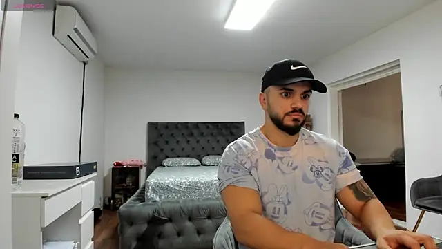 supermanboy94 online show from 24, 11, 2025