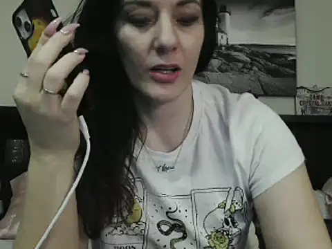 CrystalLakeXO online show from 13, 3, 2025