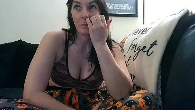 CrystalLakeXO online show from 29, 9, 2025