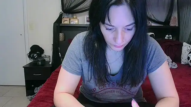 CrystalLakeXO online show from 13, 3, 2026