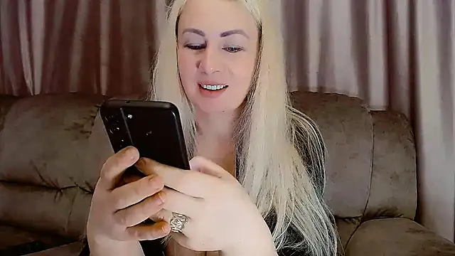 Olesya online show from 5, 2, 2025