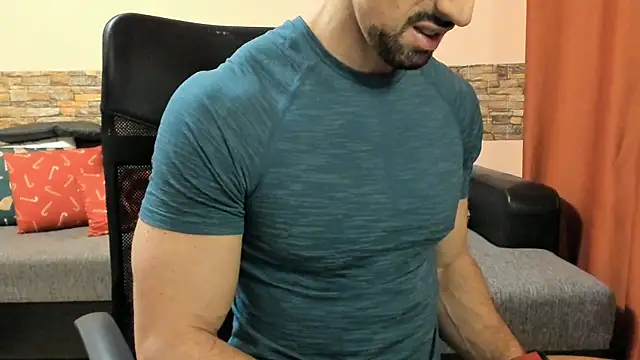 HotHunkTrainer online show from 13, 3, 2026