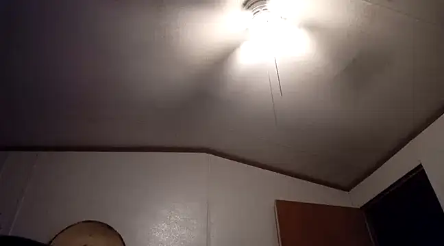 Xoc8  online show from 25, 2, 2025