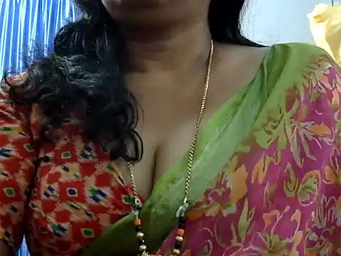 Snapshot of Vijji-telugu chatting on 17, 12, 2024 Vijji-telugu online show from 17, 12, 2024