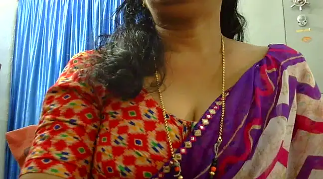 Snapshot of Vijji-telugu chatting on 18, 1, 2025 Vijji-telugu online show from 18, 1, 2025