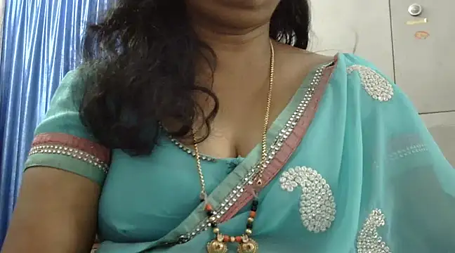 Snapshot of Vijji-telugu chatting on 21, 1, 2025 Vijji-telugu online show from 21, 1, 2025