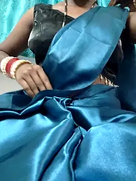 rituporna2004 online show from 10, 9, 2025