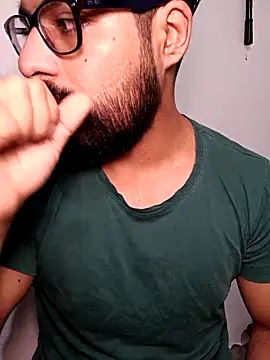 HombreS3n online show from 26, 10, 2025