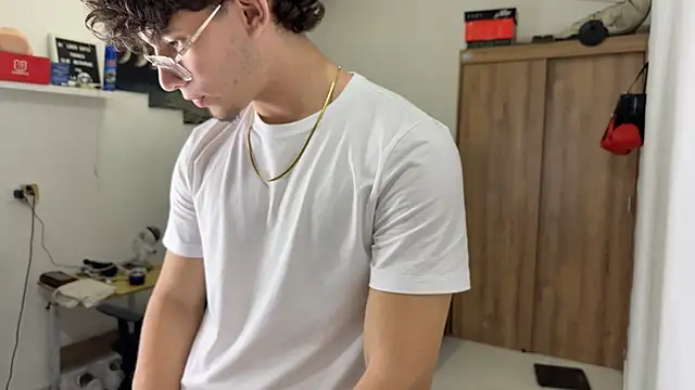 Kisan Smith online show from 13, 11, 2025