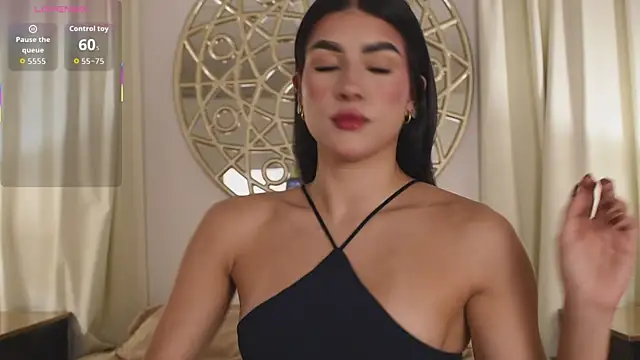 Snapshot of Antonellaparis_ chatting on 22, 10, 2025 Antonellaparis online show from 22, 10, 2025