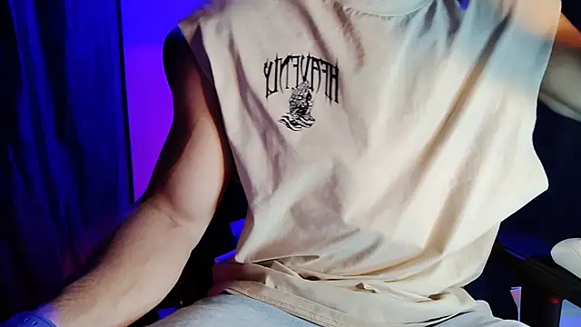 sexyboycolombi4 online show from 31, 1, 2025