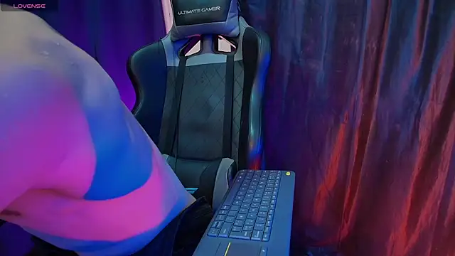 sexyboycolombi4 online show from 19, 12, 2025