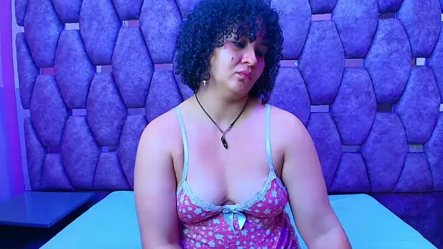 Snapshot of AlaSmith chatting on 3, 2, 2026 AlaSmith online show from 3, 2, 2026