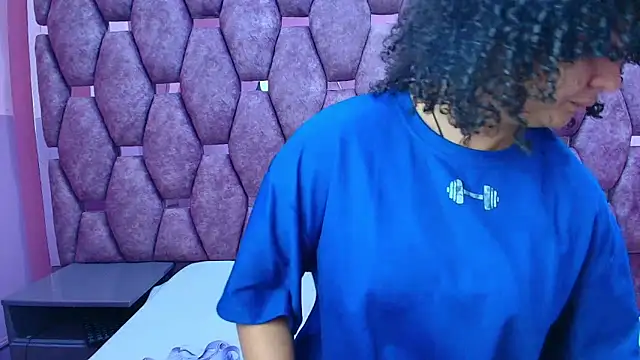 Snapshot of AlaSmith chatting on 6, 3, 2026 AlaSmith online show from 6, 3, 2026