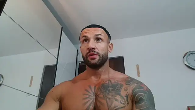 Magnificmuscles89 online show from 3, 6, 2026