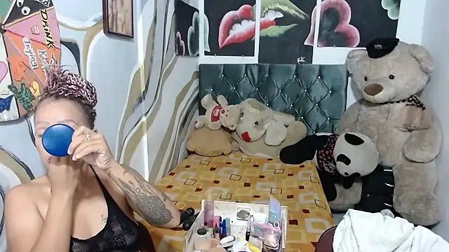 manzanahot9 online show from 9, 1, 2026