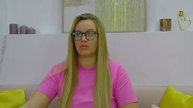 MariaNeumann online show from 25, 2, 2025