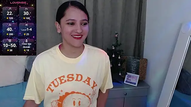 Snapshot of ms_valentina chatting on 27, 12, 2024 ms valentina online show from 27, 12, 2024