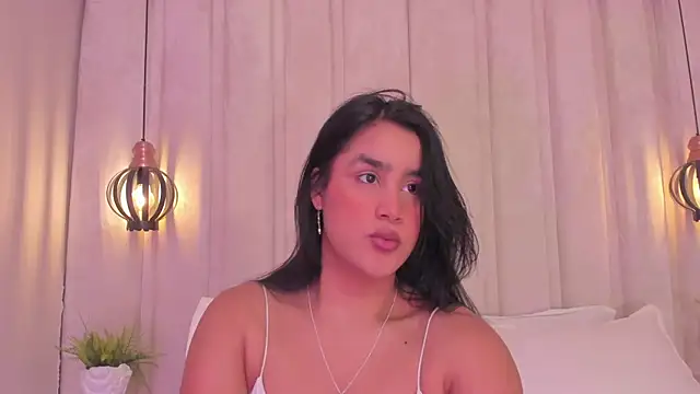 bonniekim  online show from 12, 3, 2025